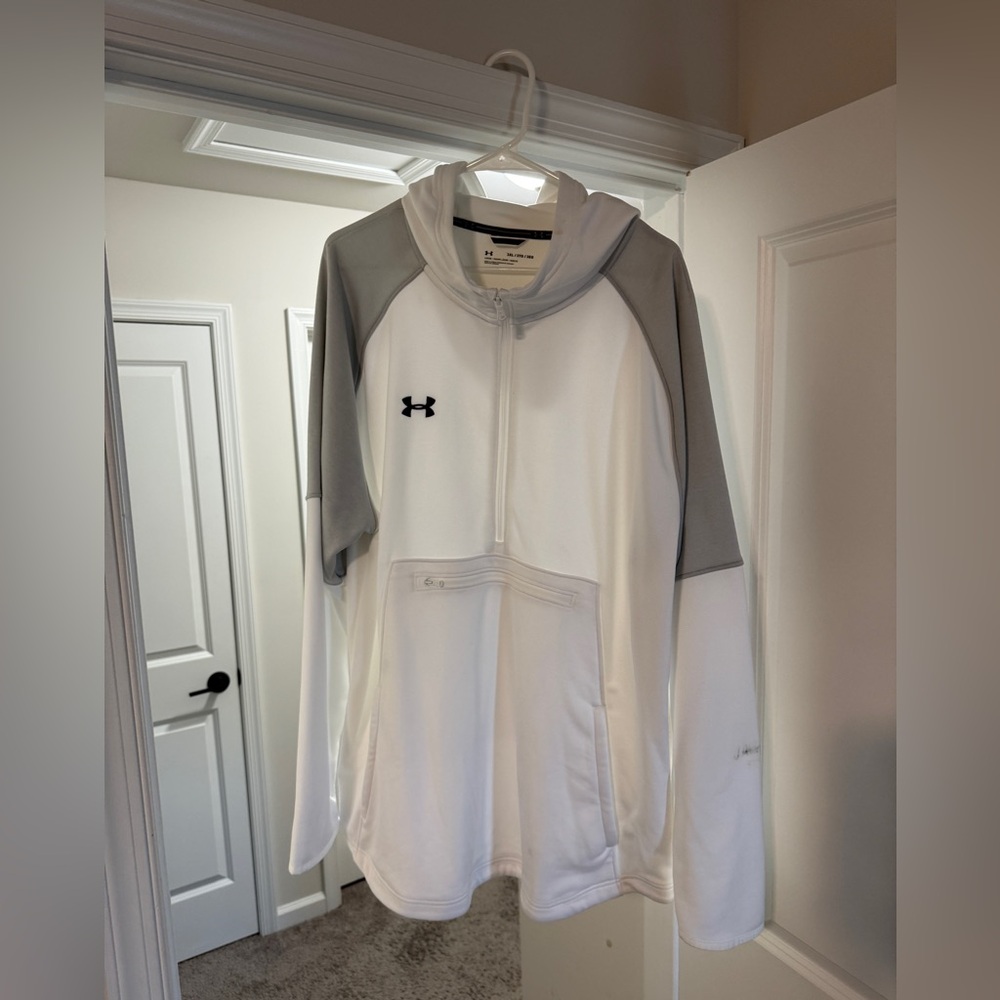 Under Armour 3XL, New, No Tag White & Light Gray Quarter-Zip Hoodie